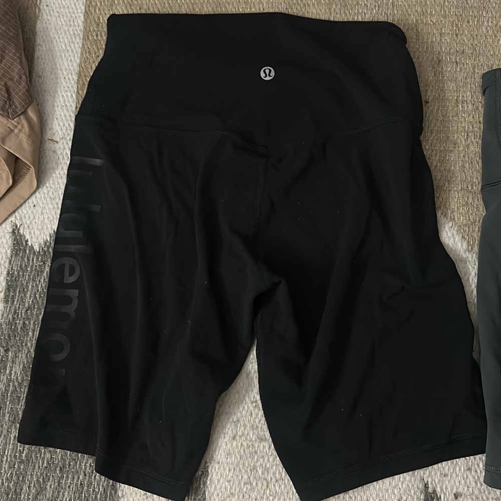 lululemon athletica logo Black Bike Shorts for Active Comfort